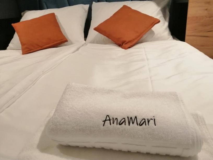 Mobile Home Anamari บีโอกราดนาโมรู ภายนอก รูปภาพ