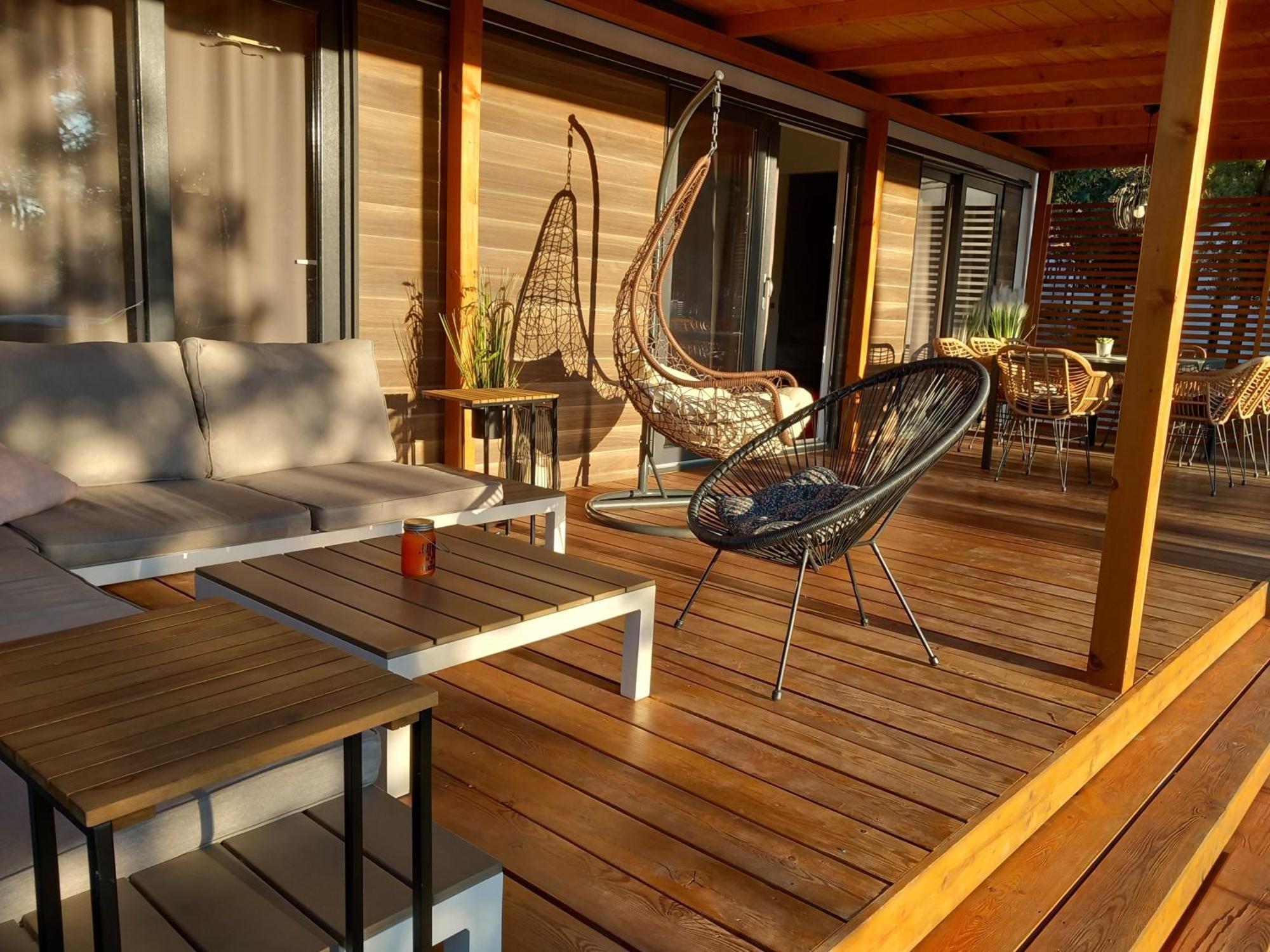 Mobile Home Anamari บีโอกราดนาโมรู ภายนอก รูปภาพ